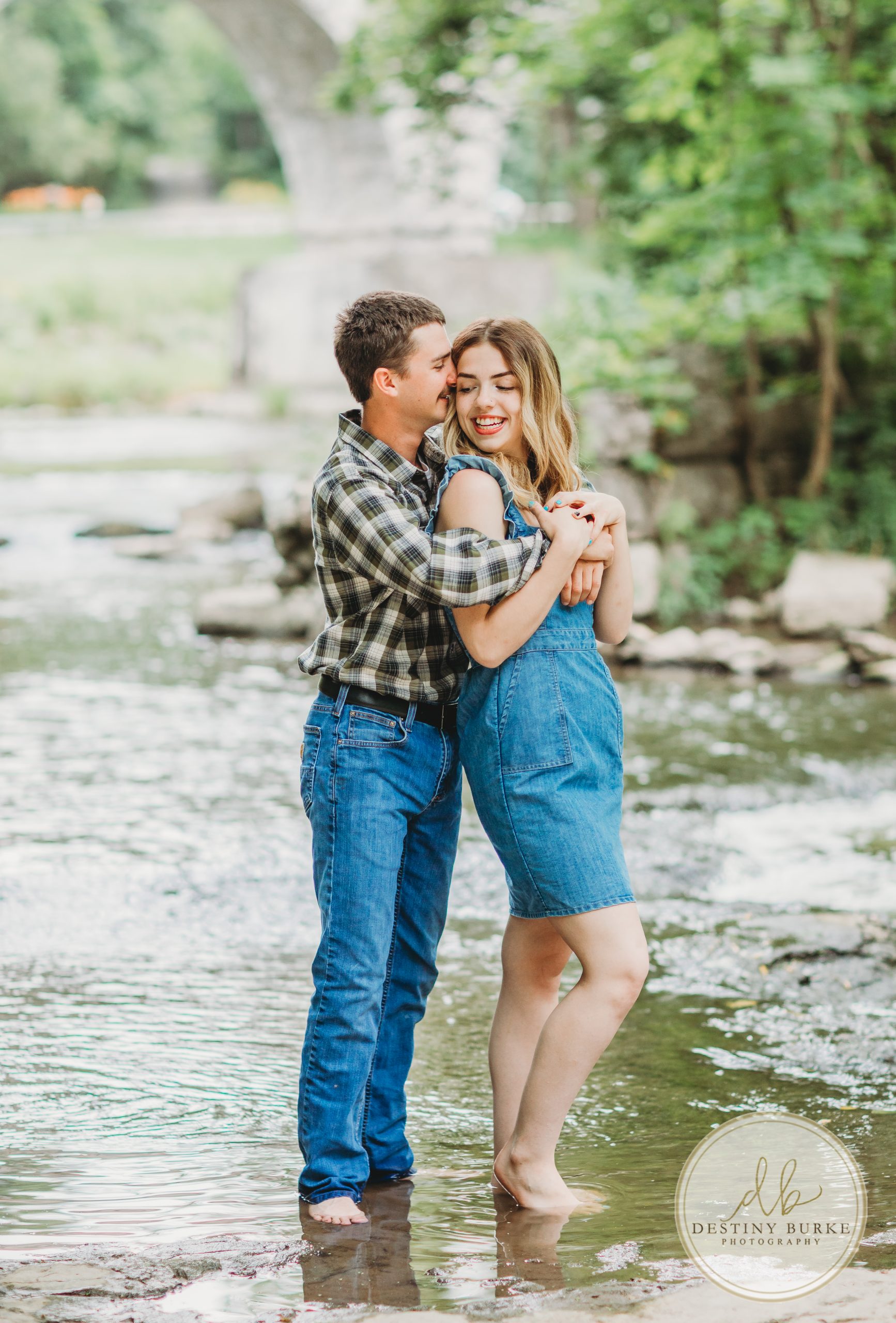 Rochester, Ny, Wedding, Photographer, Photography, Engagement, Couples, Mini Sessions, Avon NY, Avon, 5 Arch Bridge, Water, Creek Sessions,