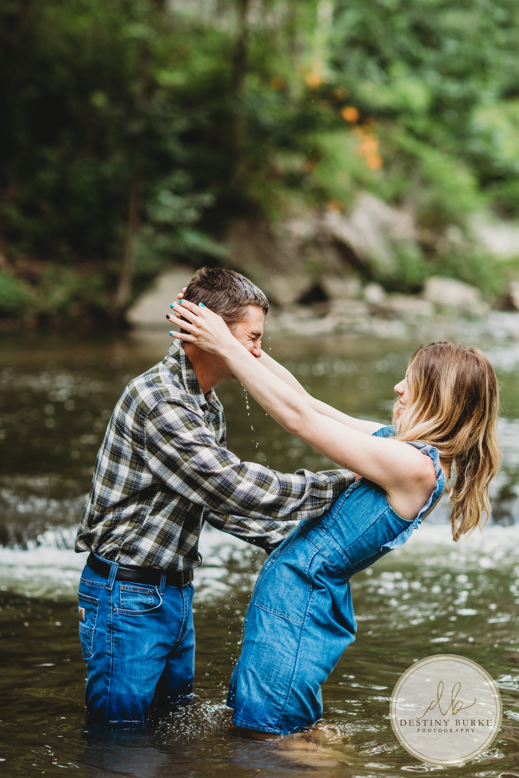 Rochester, Ny, Wedding, Photographer, Photography, Engagement, Couples, Mini Sessions, Avon NY, Avon, 5 Arch Bridge, Water, Creek Sessions,