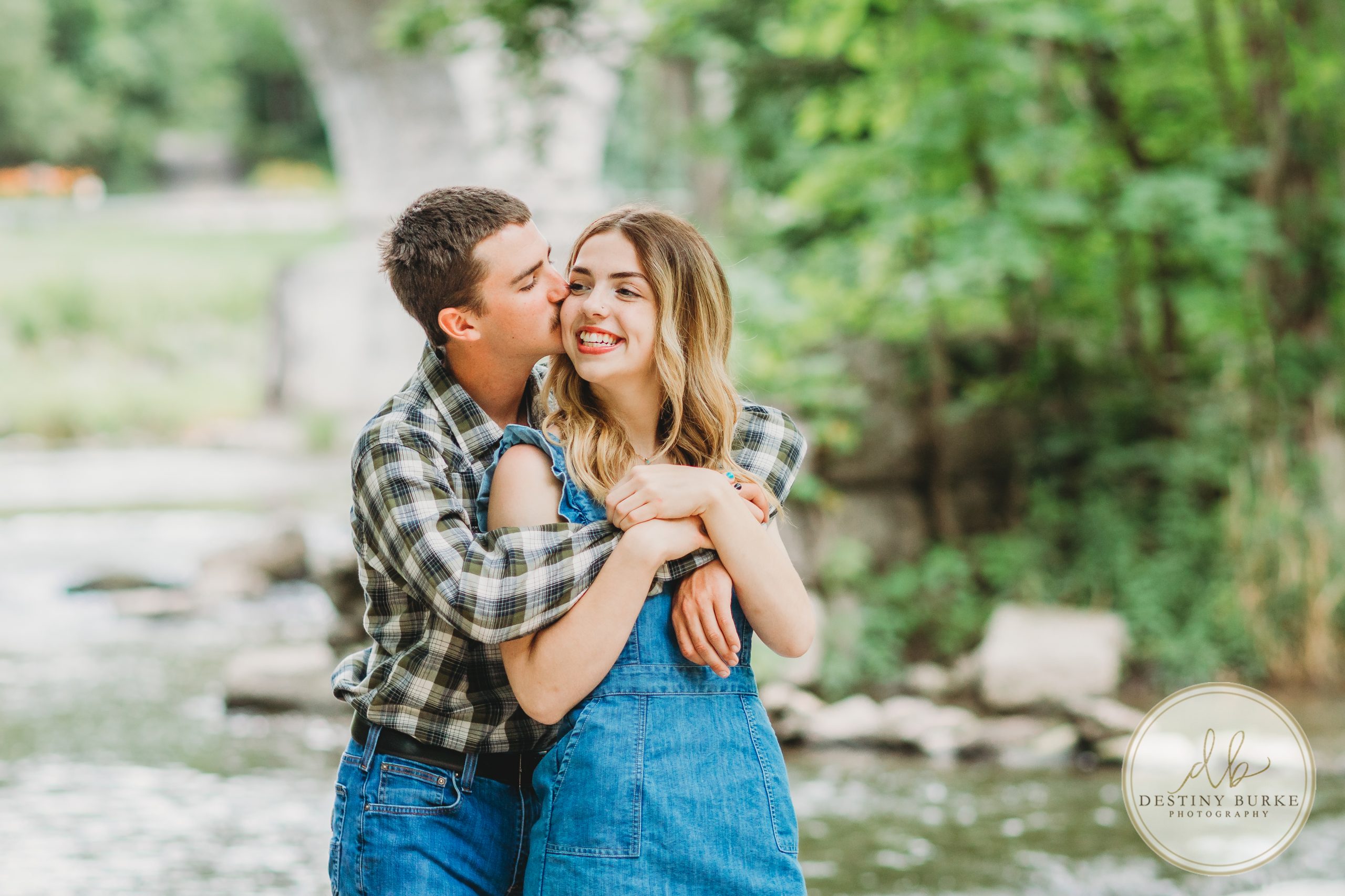 Rochester, Ny, Wedding, Photographer, Photography, Engagement, Couples, Mini Sessions, Avon NY, Avon, 5 Arch Bridge, Water, Creek Sessions,