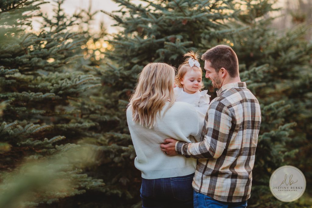 family photography portrait session at McPherson Orchards in LeRoy, NY