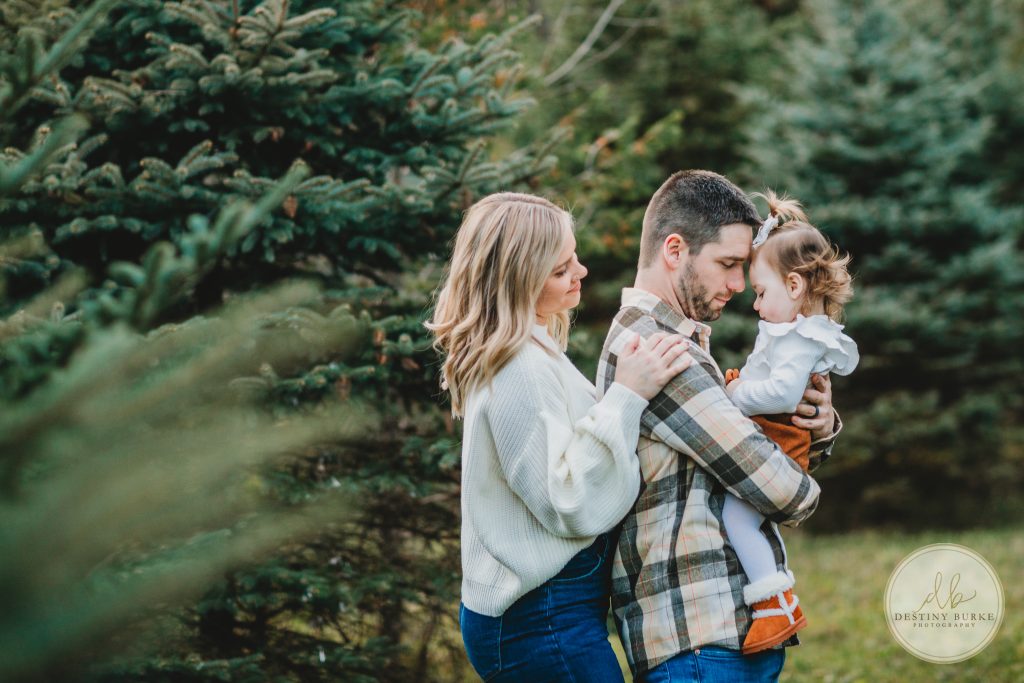 family photography portrait session at McPherson Orchards in LeRoy, NY