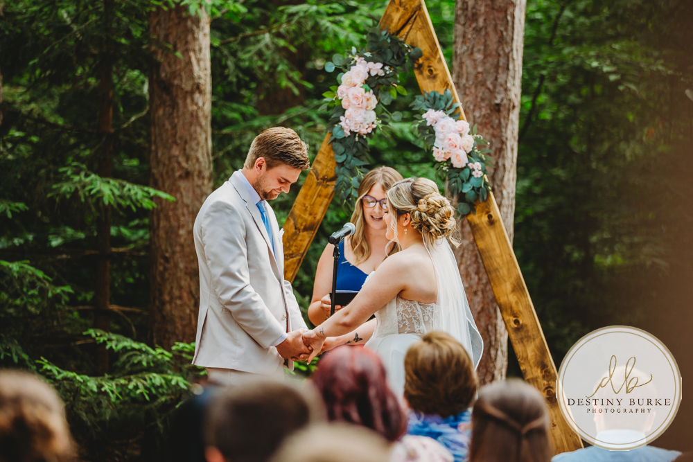 best wedding photographer near rochester ny, naples wedding venue at Cummings Nature Center