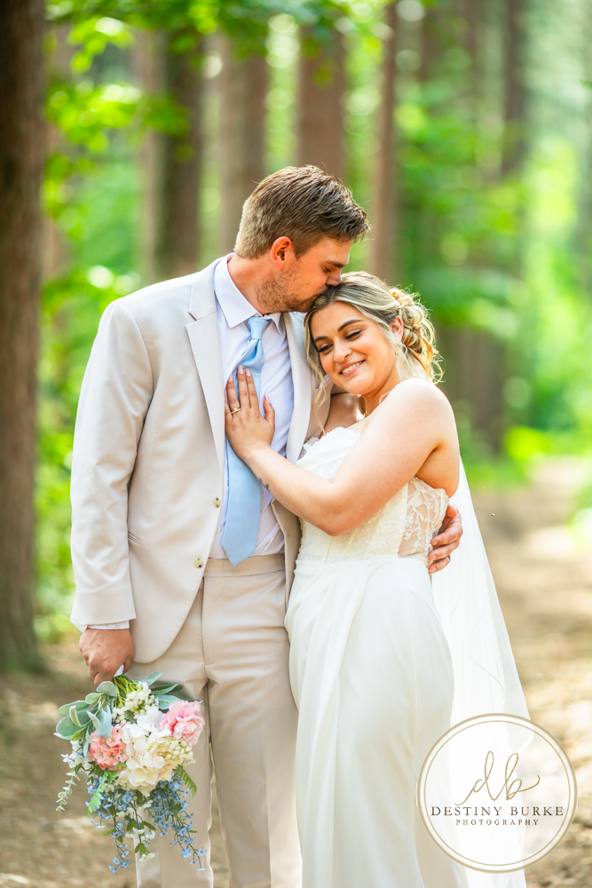 best wedding photographer near rochester ny, naples wedding venue at Cummings Nature Center