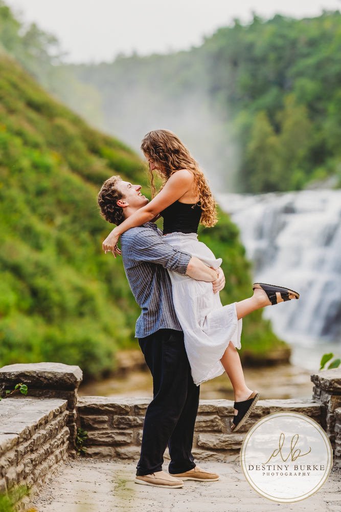 best surprise proposal engagement photographer near rochester ny at letchworth state park epic locations to propose