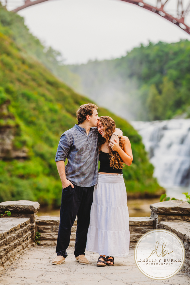 best surprise proposal engagement photographer near rochester ny at letchworth state park epic locations to propose